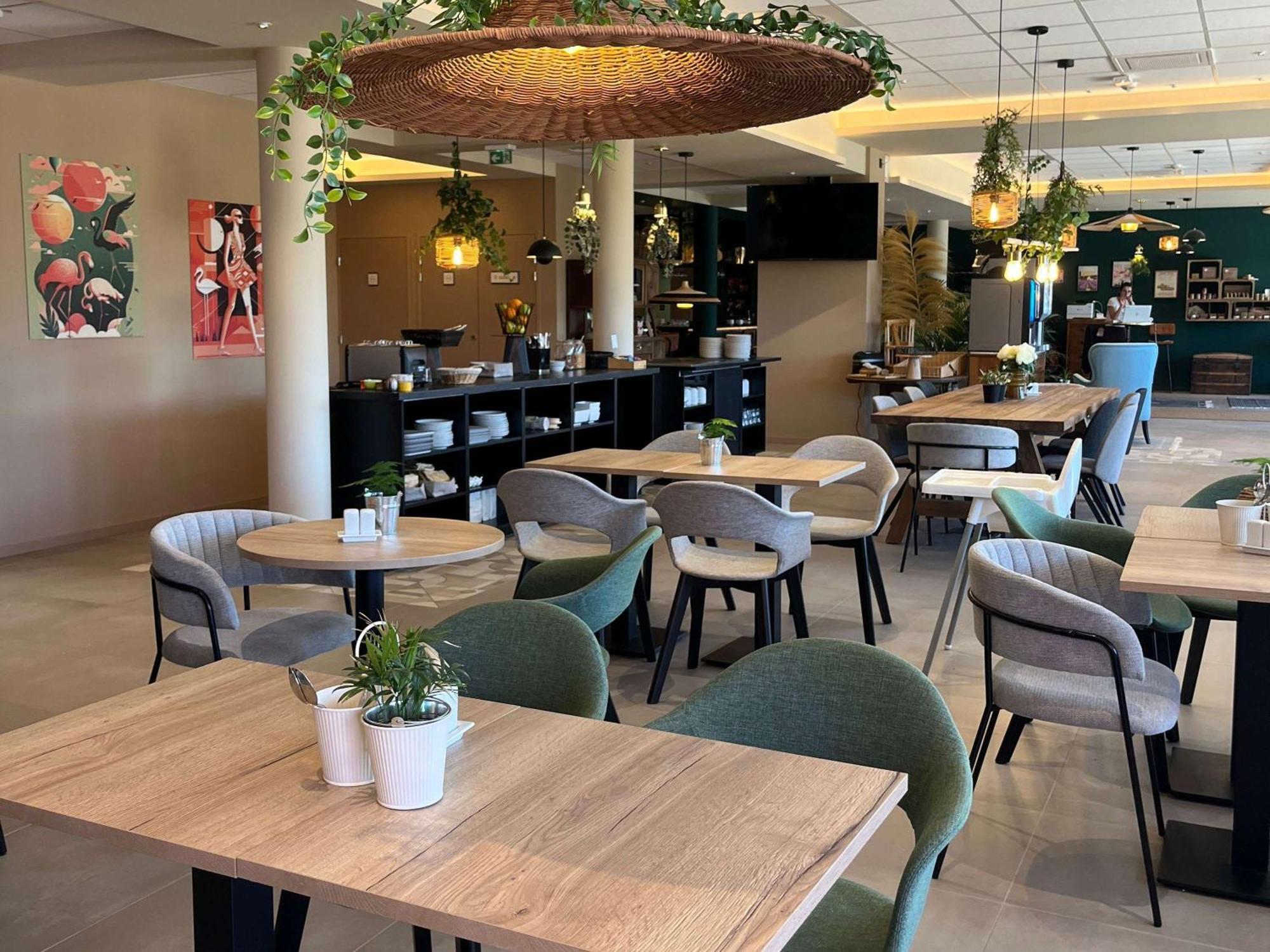 Ibis Budget Porte De Camargue サン・マルタン・ド・クロ エクステリア 写真