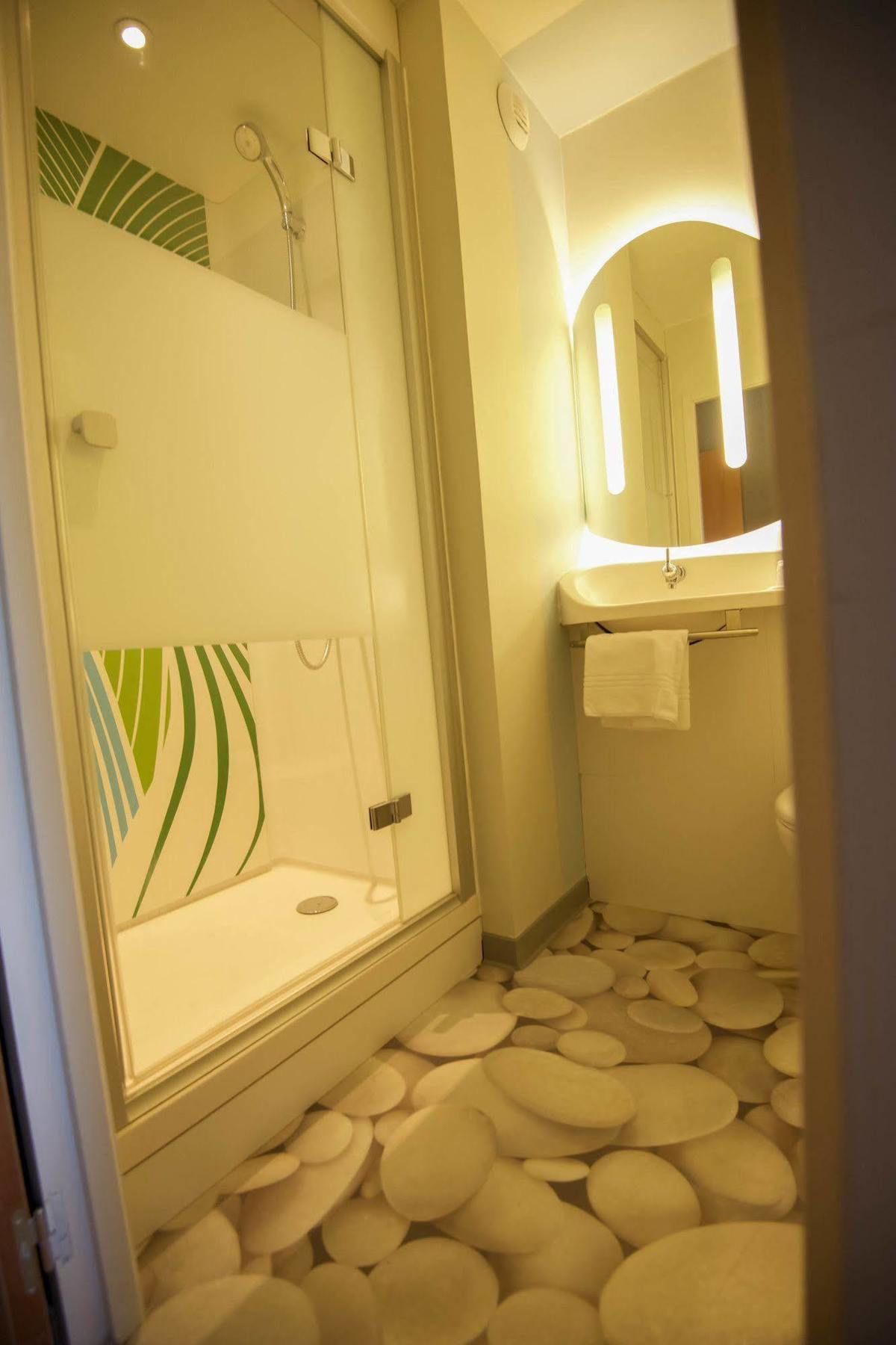 Ibis Budget Porte De Camargue サン・マルタン・ド・クロ エクステリア 写真